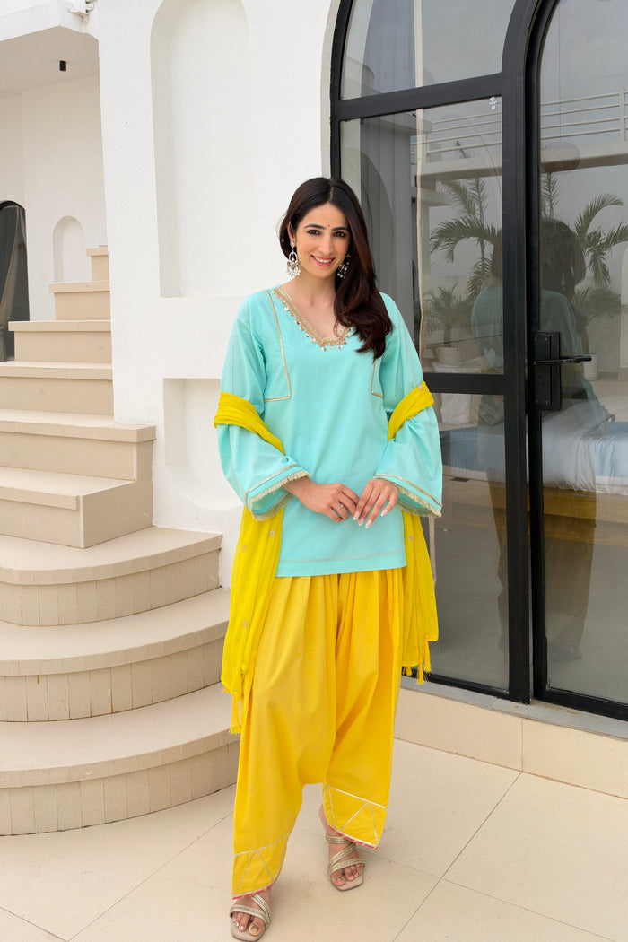 Firoza Farshi Salwar Set - front