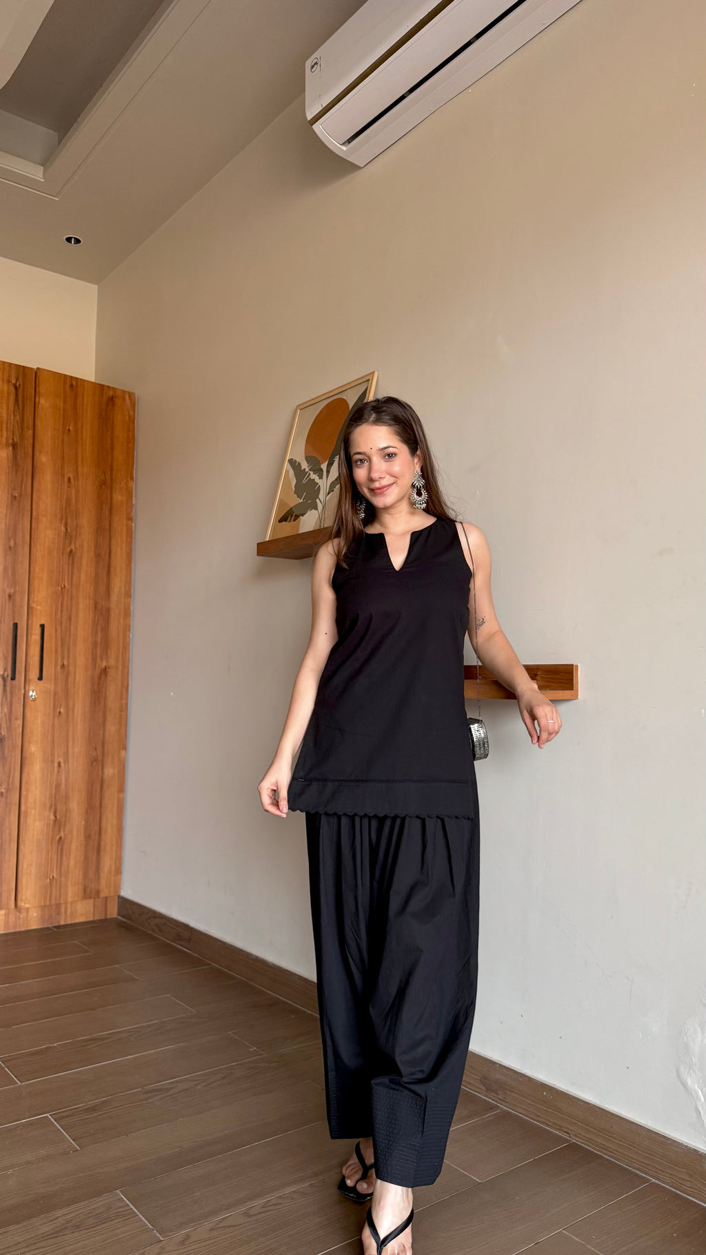 Kaala Noor Farshi Salwar Set