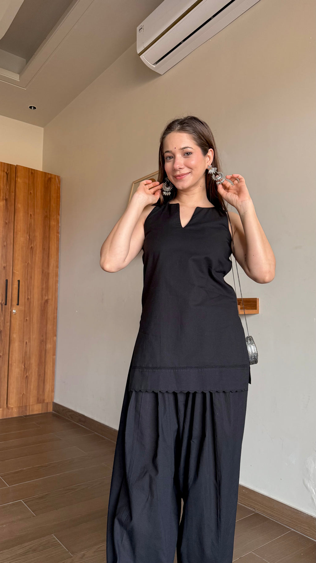 Kaala Noor Farshi Salwar Set